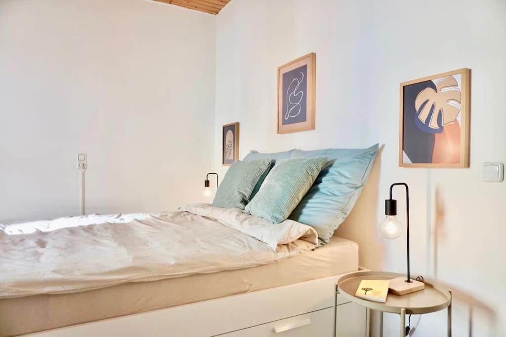 Neu I Moderne Zentrale Wohnung I Netflix I 4 Gaeste Andernach Buitenkant foto