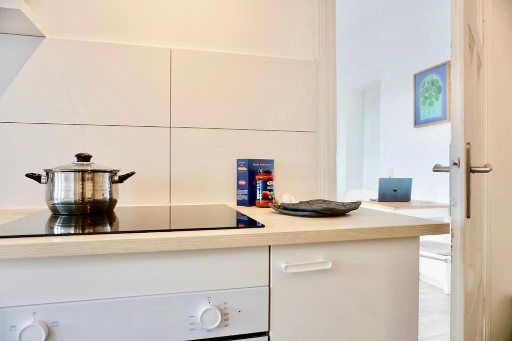 Neu I Moderne Zentrale Wohnung I Netflix I 4 Gaeste Andernach Buitenkant foto